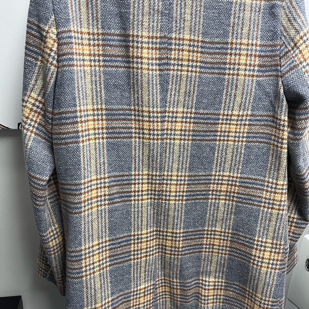 BB Dakota Plaid Coat with Blue Interior - Picture 3 of 5